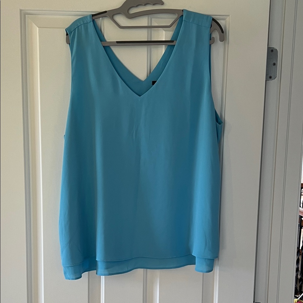 Ann Taylor Sky Blue Sleeveless V-Neck Top